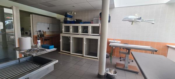 Achat local commercial Dunières - 5 pièce(s) - 143 m² - 167 000 €