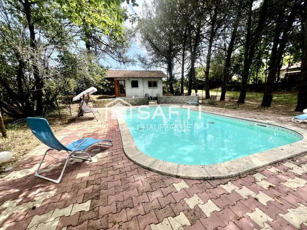 Maison avec piscine en pleine campagne
