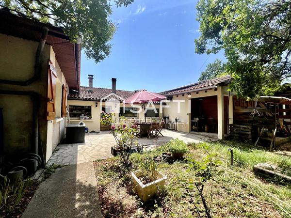 Maison avec piscine en pleine campagne