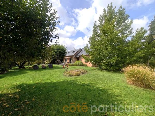 Vente
                Maison127 m² - 6 Pièces -
                    LUC LA PRIMAUBE (12450)