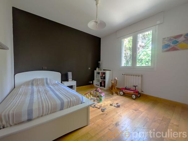 Vente
                Maison127 m² - 6 Pièces -
                    LUC LA PRIMAUBE (12450)