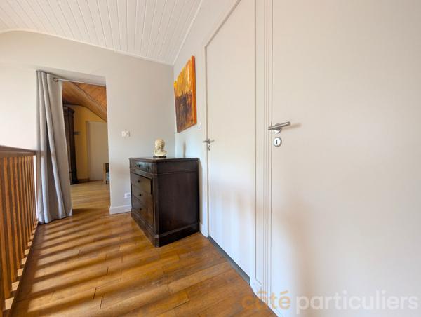 Vente
                Maison127 m² - 6 Pièces -
                    LUC LA PRIMAUBE (12450)
