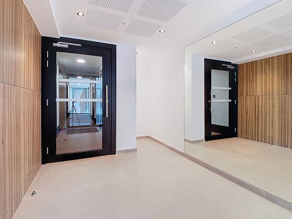 ATTIQUE Appartement T4 de 100.89 m2 avec vue montagnes.