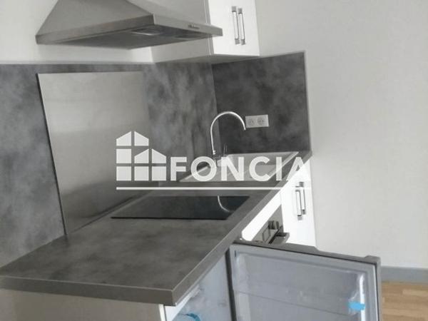 Location Appartement 2 pièces 32.2 m² - 33 RUE SAINT AGRICOL Avignon 84000
