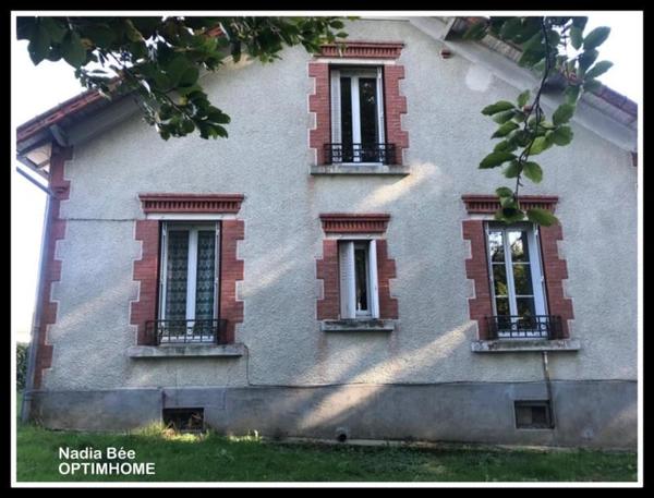 Maison 10 pièces SAINT DIZIER LEYRENNE (23)