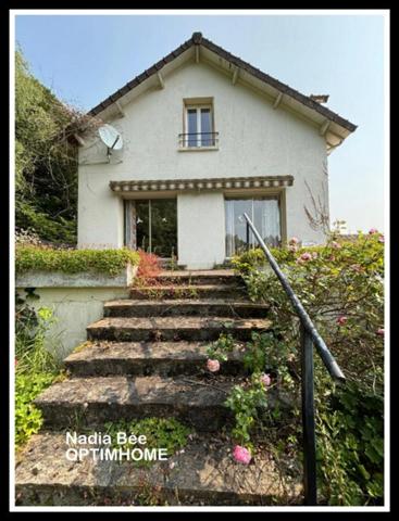 Maison 10 pièces SAINT DIZIER LEYRENNE (23)