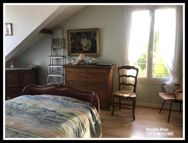 Maison 10 pièces SAINT DIZIER LEYRENNE (23)