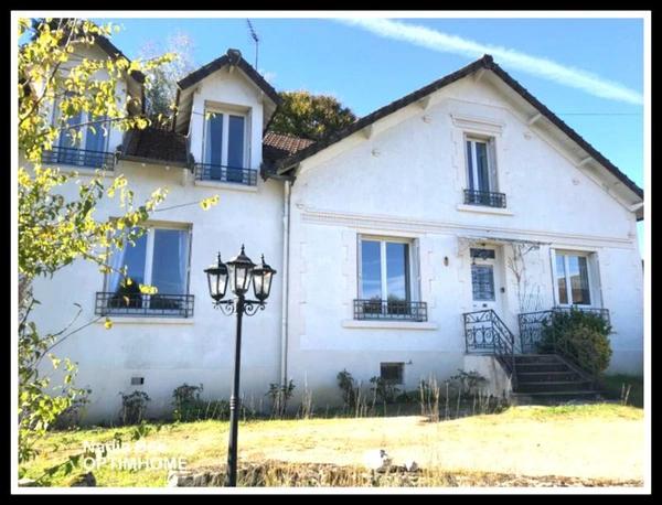 Maison 10 pièces SAINT DIZIER LEYRENNE (23)