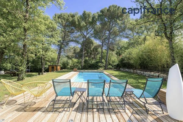 VILLA CONTEMPORAINE