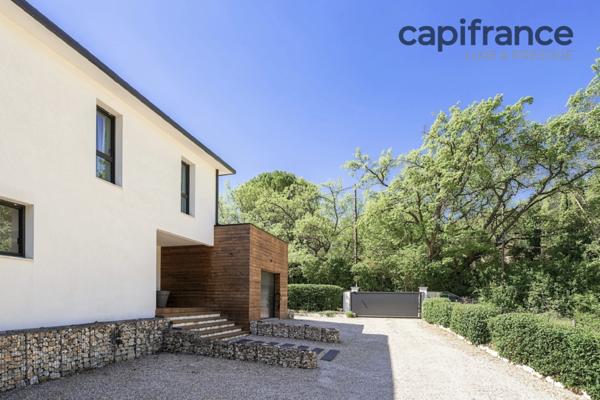 VILLA CONTEMPORAINE