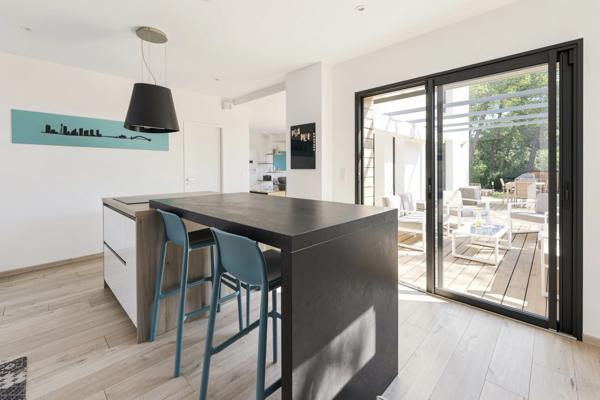 VILLA CONTEMPORAINE