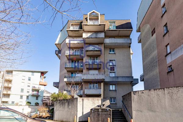 Grenoble, proximité Gare, palais de Justice, Ecole de Commerces