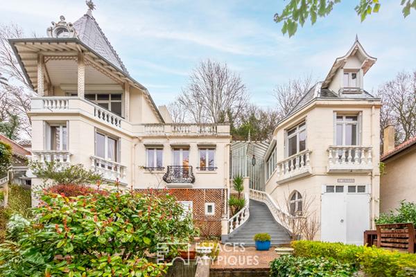 Maison d’époque avec berge et jardin privatifs au bord de l’Yerres.