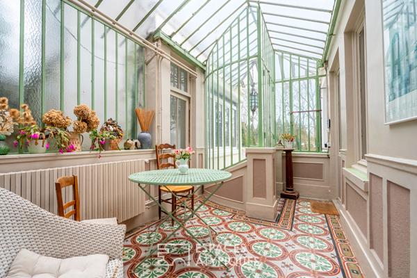 Maison d’époque avec berge et jardin privatifs au bord de l’Yerres.