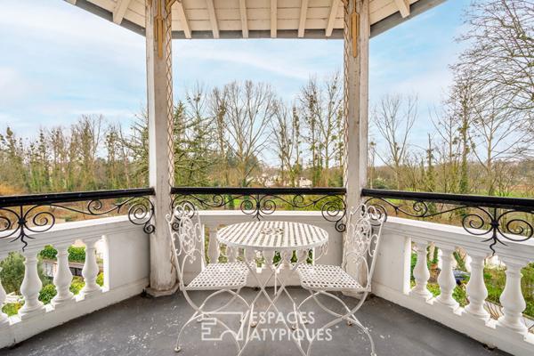 Maison d’époque avec berge et jardin privatifs au bord de l’Yerres.