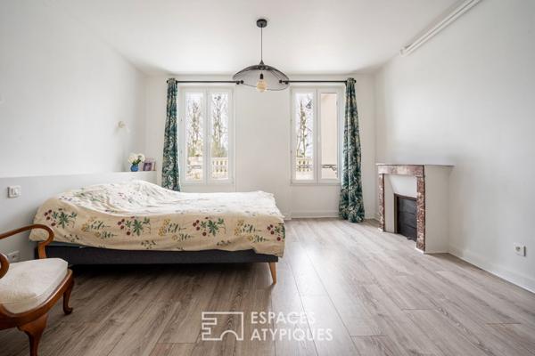 Maison d’époque avec berge et jardin privatifs au bord de l’Yerres.