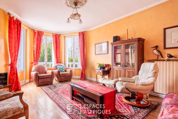 Maison d’époque avec berge et jardin privatifs au bord de l’Yerres.