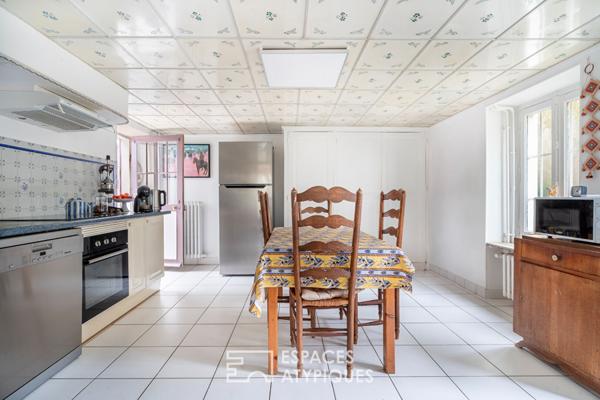 Maison d’époque avec berge et jardin privatifs au bord de l’Yerres.