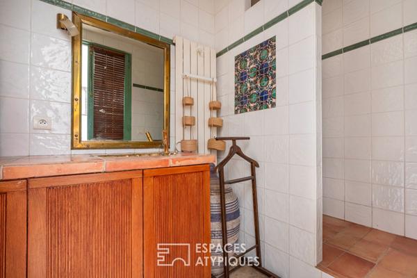 Maison d’époque avec berge et jardin privatifs au bord de l’Yerres.