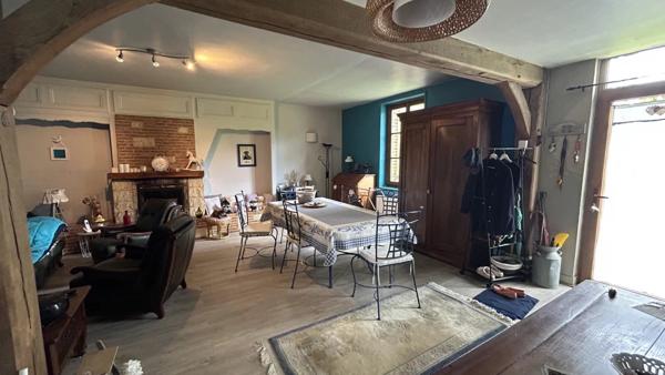 Vente Maison 6 pièces 150 m2 à Épaignes