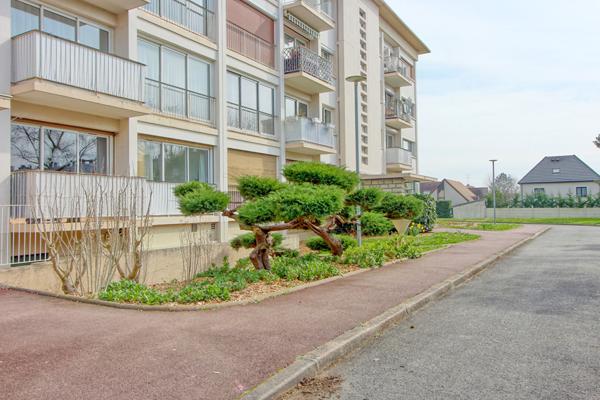 Appartement Antony 3 pièces 2 chambres 57 m² balcon, parking et cave