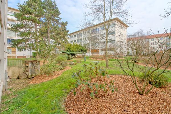 Appartement Antony 3 pièces 2 chambres 57 m² balcon, parking et cave