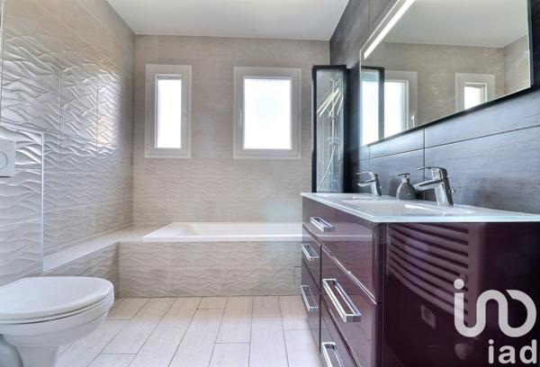 Maison à vendre 7 pièces 130 m² Gretz-Armainvilliers