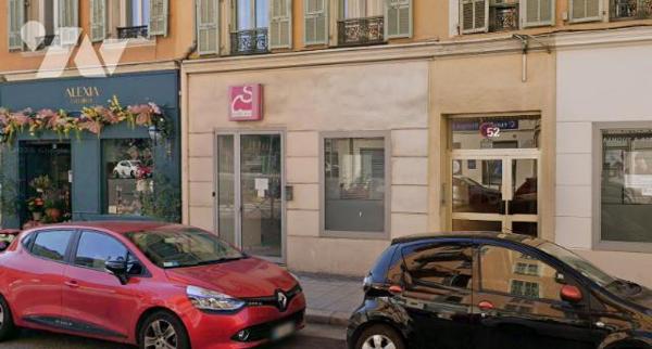 NICE - LOCAL COMMERCIAL 52 m² - QUARTIER DU PORT