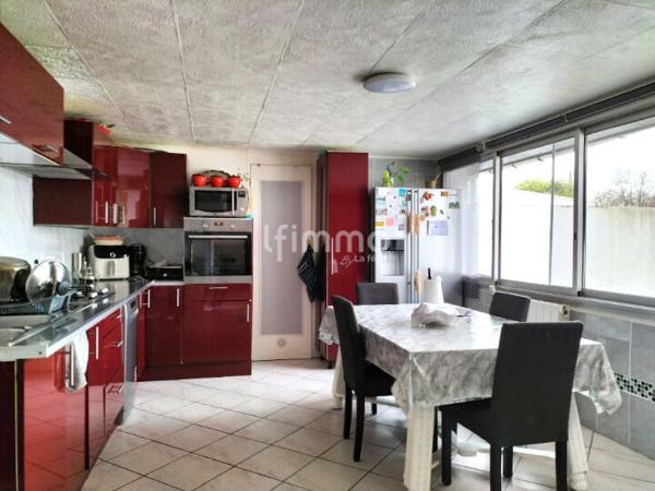 Maison familiale 4 chambres avec jardin