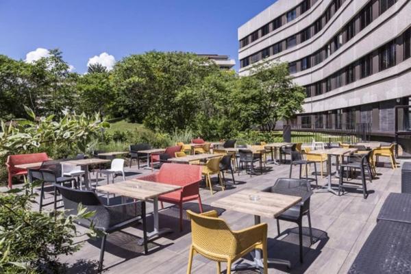 INVESTISSEMENT LOCATIF – FERNEY-VOLTAIRE – Résidence Apparthôtel Zenitude Swiss Apparthotels – 7,82 % de rentabilité
