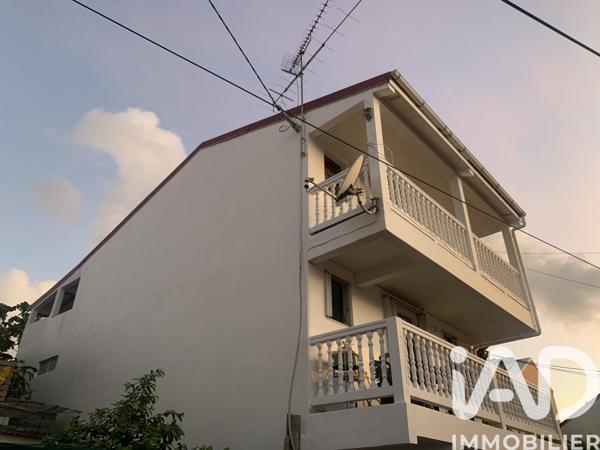 Immeuble à vendre 128 m² Le François