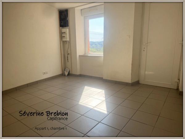 Ensemble immobilier de 2 logements – Idéal investisseur – Viscomtat