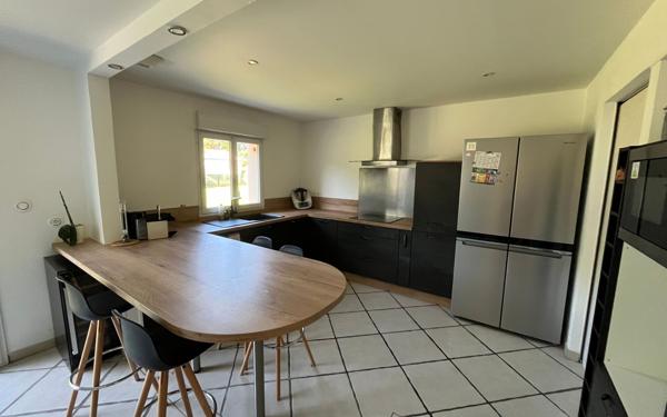 Maison à vendre    4 pièces •  Étaules