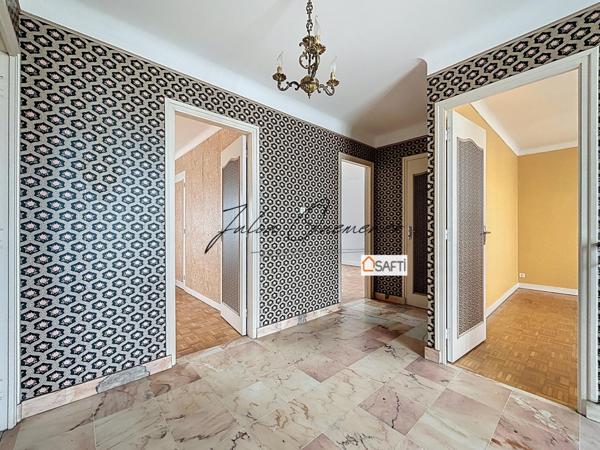 A VENDRE SAINT-PIERRE - MAISON 127 M2 - SOUS-SOL