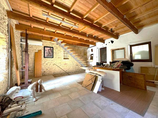 Immeuble 10 pièces 274 m2