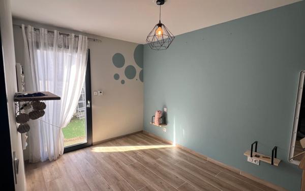 Maison à vendre    4 pièces •  Biscarrosse