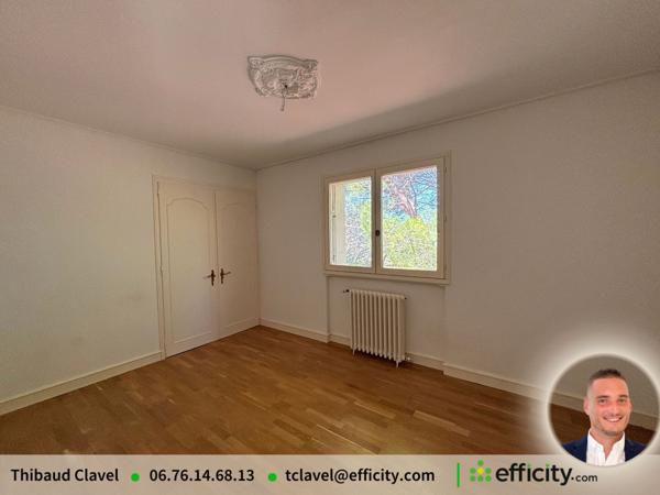 Maison
         5 pièces
        - 124 m² 189 000 € *