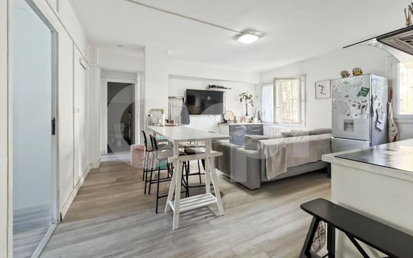 Appartement à vendre    5 pièces • 108 m2 Toulon