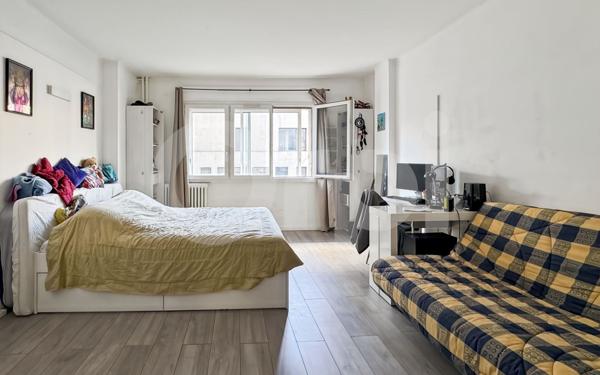 Appartement à vendre    5 pièces • 108 m2 Toulon