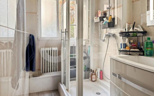 Appartement à vendre    5 pièces • 108 m2 Toulon