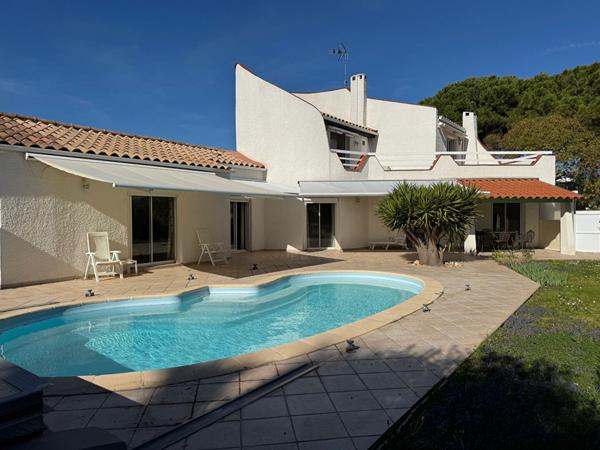 VILLA 6 pièces avec Garage