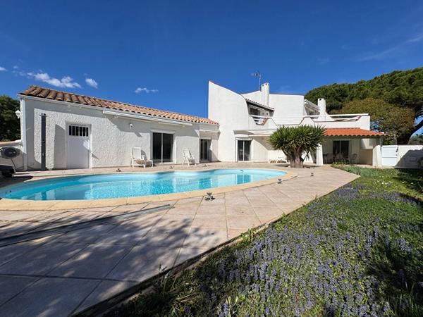 VILLA 6 pièces avec Garage