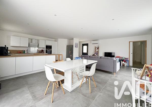 Maison à vendre 6 pièces 138 m² Buchères