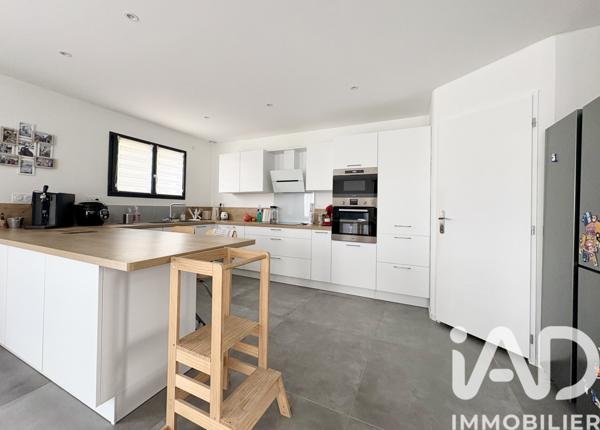 Maison à vendre 6 pièces 138 m² Buchères