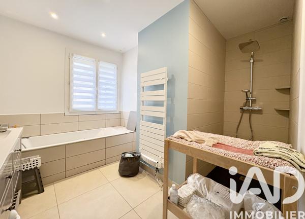Maison à vendre 6 pièces 138 m² Buchères