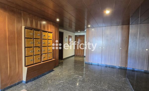Appartement
         3 pièces
        - 69 m² Exclusivité 310 000 € *
