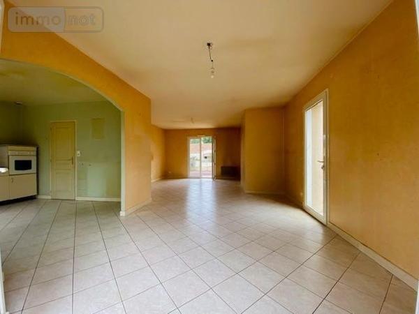 Maison à vendre à Saint-Philbert-de-Grand-Lieu en Loire-Atlantique (44310), ref : 44039-1774