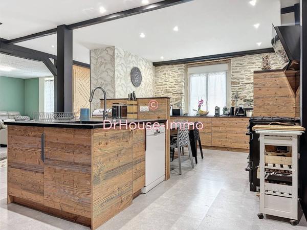 Maison à vendre 9 pièces de 250 m²