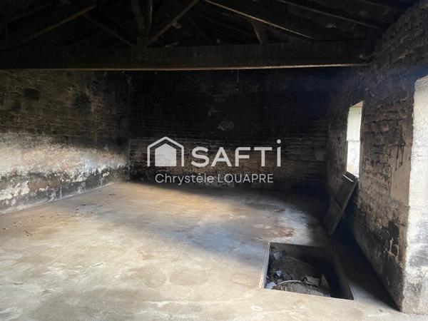 Ancien corps de ferme à rénover 250m² au sol