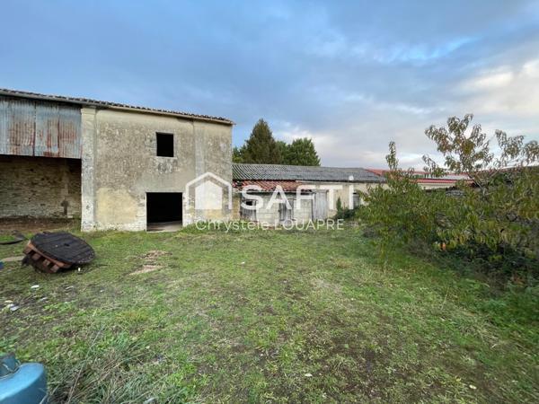 Ancien corps de ferme à rénover 250m² au sol